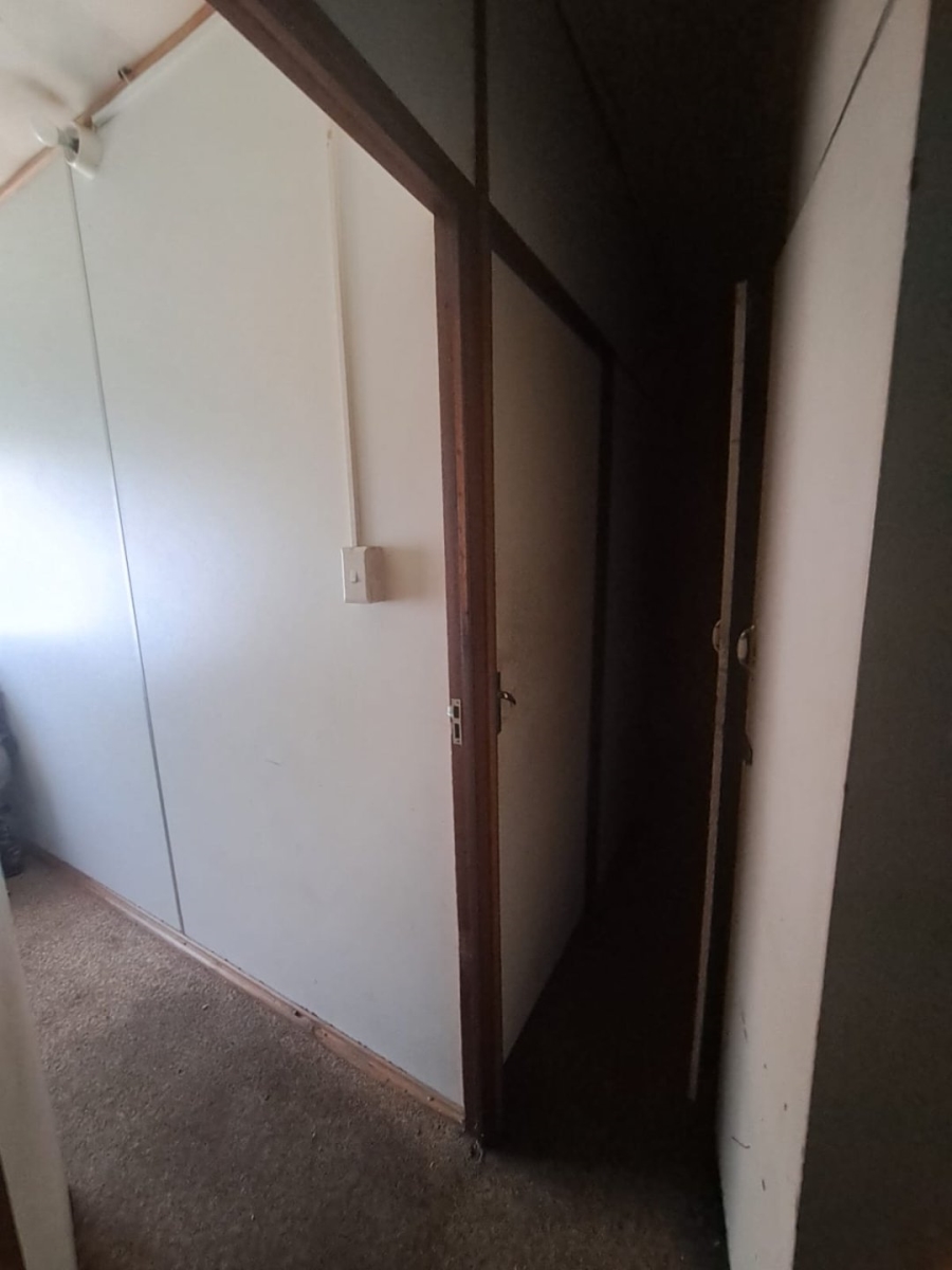 4 Bedroom Property for Sale in Willows Free State